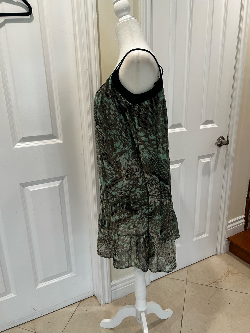 Green Patterned Mini Dress with Ruffle Hem - Picture 4 of 5